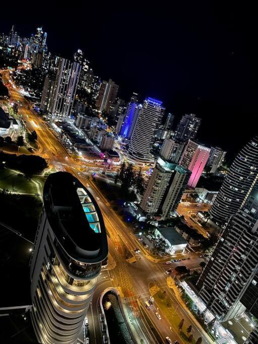 Stunning Oceanview 2Br In The Heart Of Broadbeach 44F Apartment Gold Coast Exterior photo