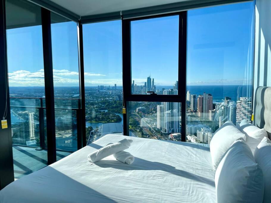 Stunning Oceanview 2Br In The Heart Of Broadbeach 44F Apartment Gold Coast Exterior photo